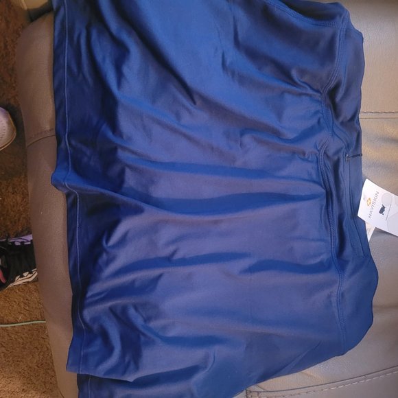 New - Picture 2 of 3